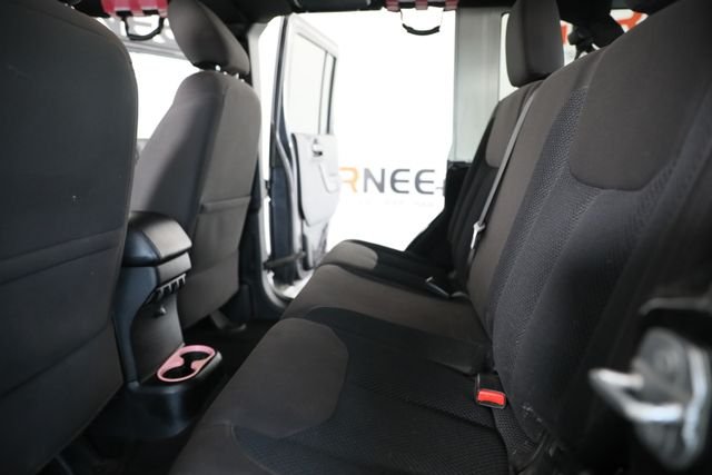 Used 2017 Gray Jeep Unlimited Sport image 16
