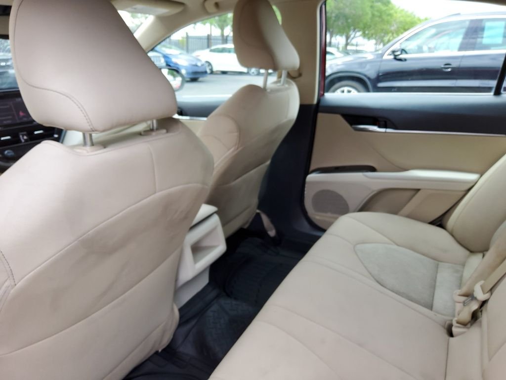Used 2022 Red Toyota LE image 19