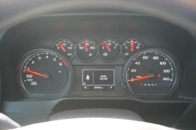 Used 2024  Chevrolet Custom image 23