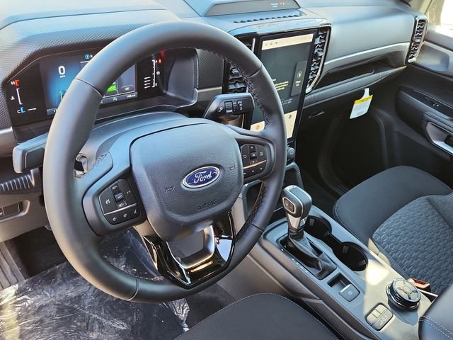 New 2025 Carbonized Gray Metallic Ford XLT image 9