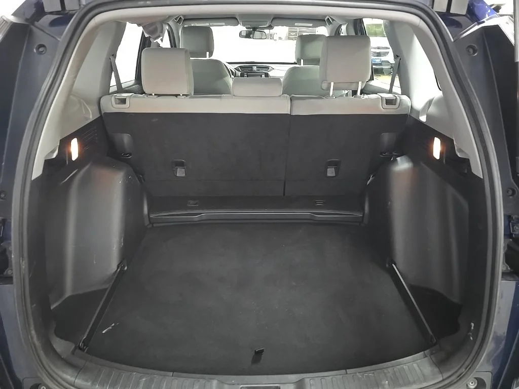 Used 2020  Honda LX image 11