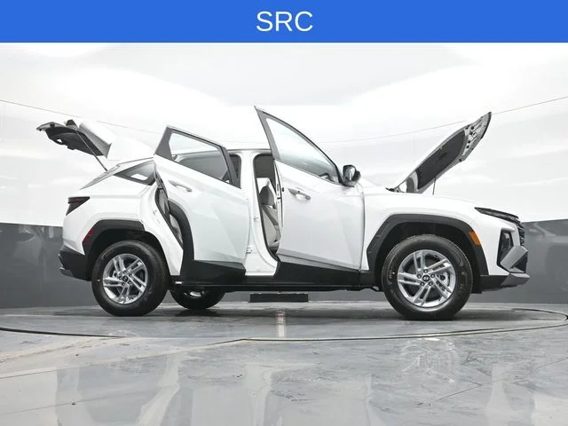 New 2026 White Hyundai SE image 31