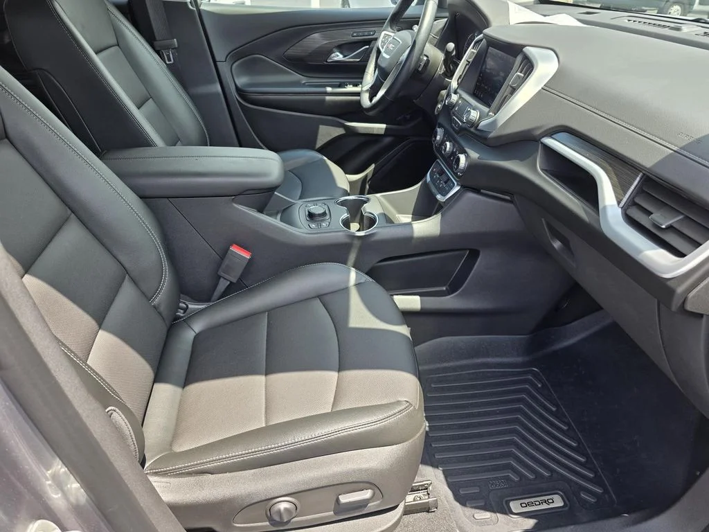 Certified Used 2023 STERLING METALLIC GMC SLT image 20