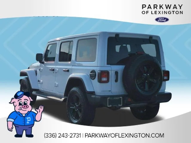 Used 2021 White Jeep Unlimited Sahara Altitude image 3