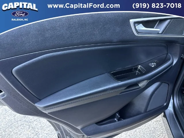Used 2020 Gray Ford SEL image 17
