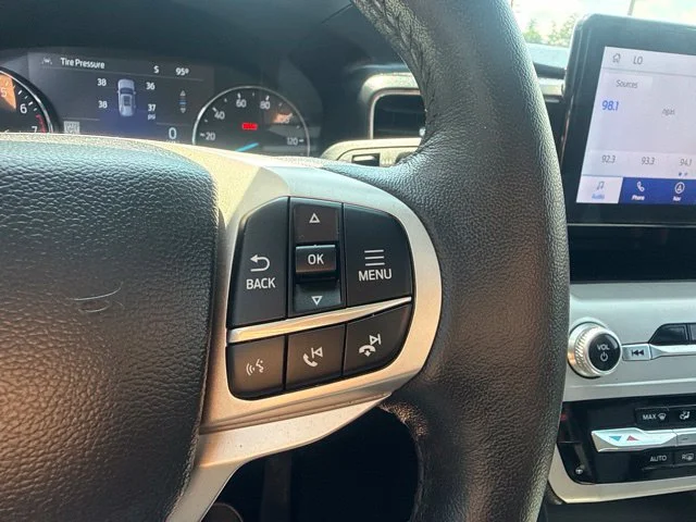 Used 2023 Blue Ford XLT image 21