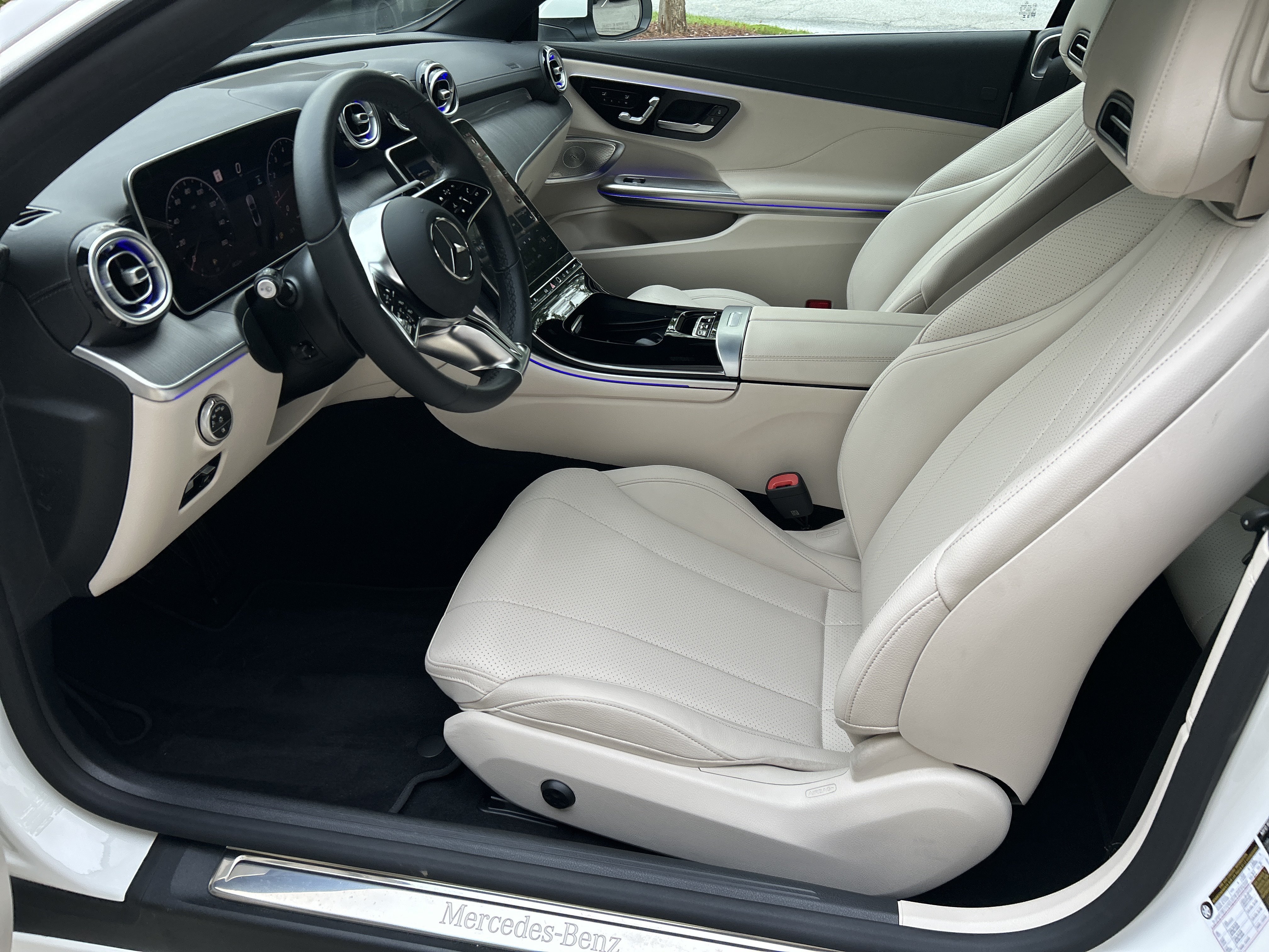 Certified Used 2025 Polar White Mercedes-Benz CLE 300 4MATIC® Cabriolet image 32