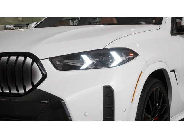 New 2027 White BMW X6 40i image 6