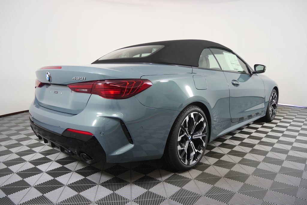 New 2027 Cape York Green Metallic BMW 430i image 3