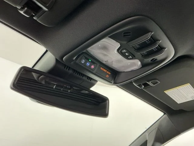 Used 2026 White Chevrolet ZR2 image 23