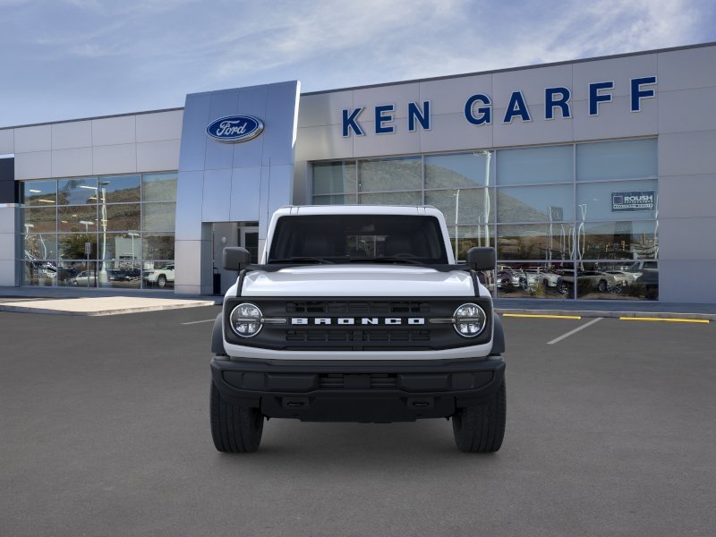 New 2025 Oxford White Ford Base image 6