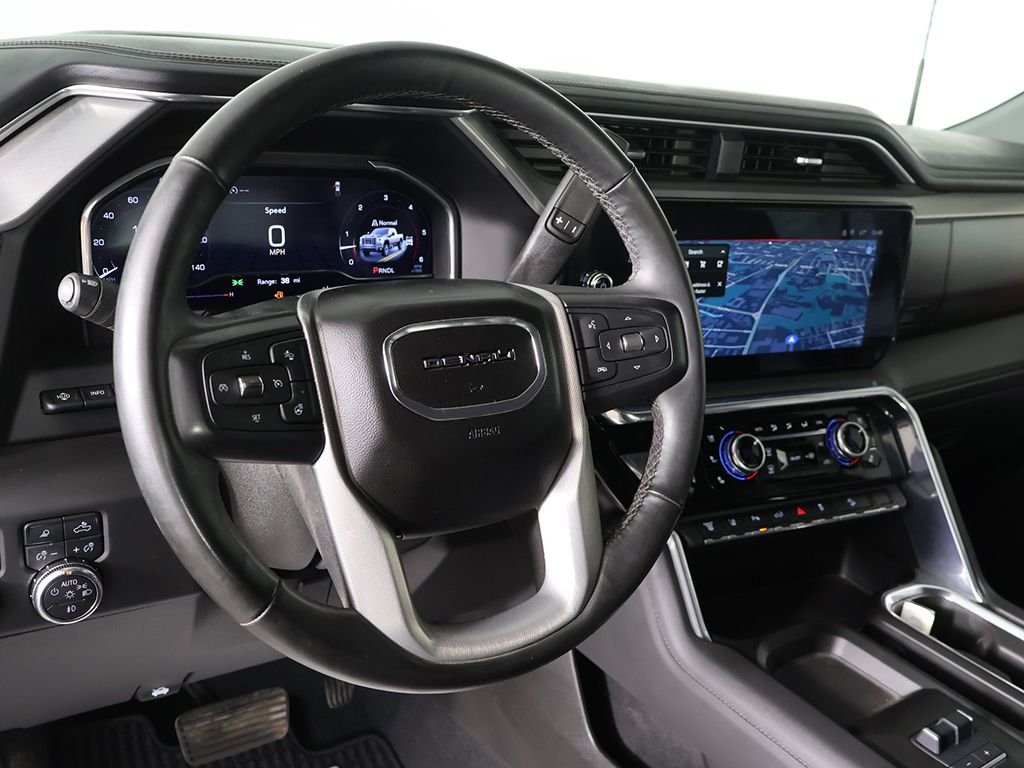 Used 2024 White GMC Denali image 26