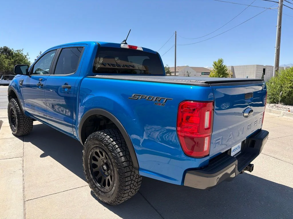 Used 2021 Blue Ford XLT image 7