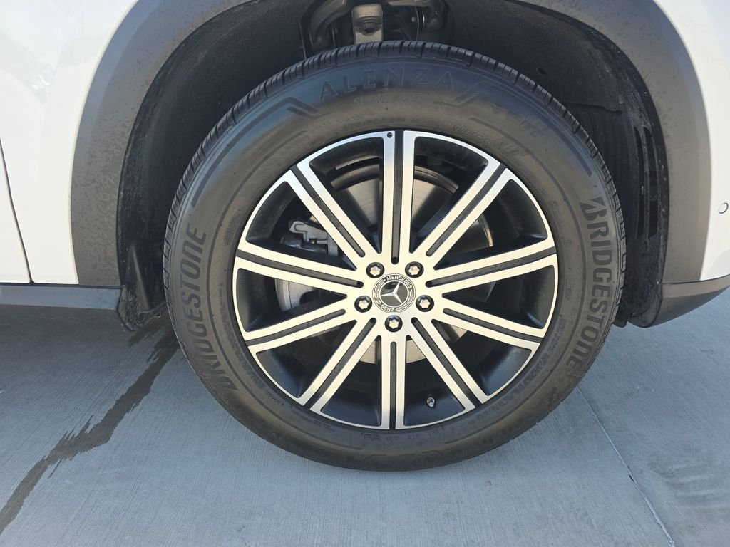 Certified Used 2025 White Mercedes-Benz GLE 450e image 8