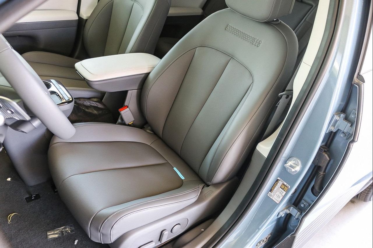 New 2026 Blue Hyundai SEL image 22