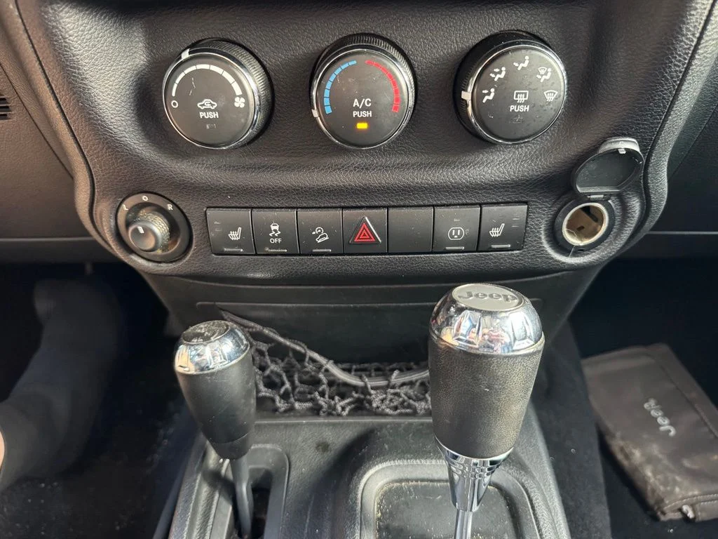Used 2017 Black Jeep Unlimited Sahara image 20