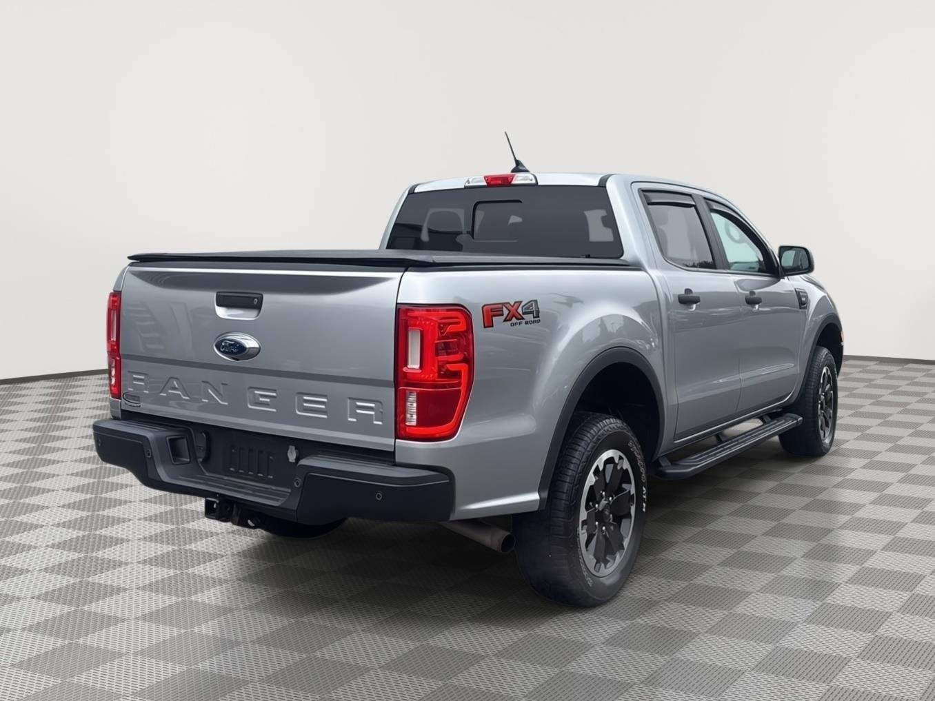 Used 2021 Iconic Silver Ford XL image 8