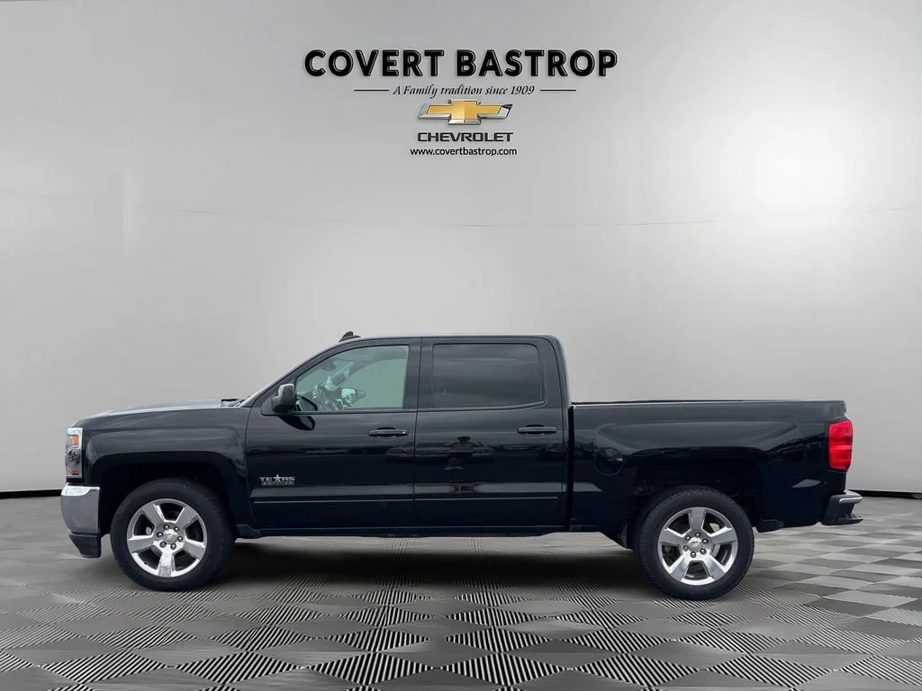 Used 2016 Black Chevrolet LT image 4