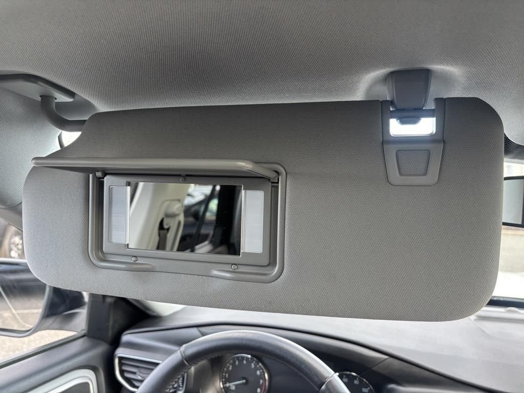 Certified Used 2022 White Metallic Ford XLT image 43