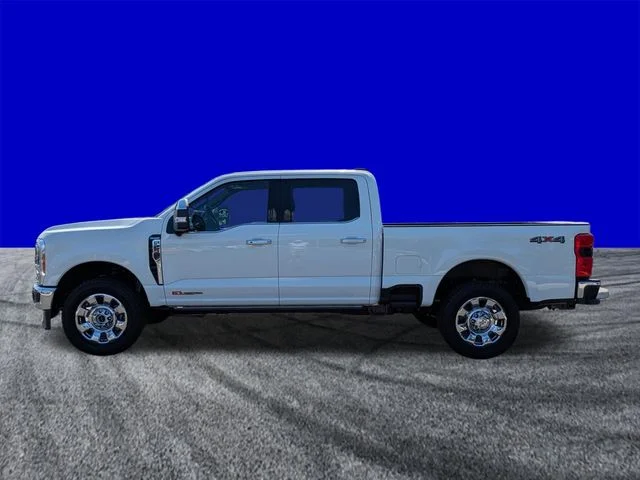 New 2026 Star White Metallic Tri-Coat Ford F-250® King Ranch® image 7