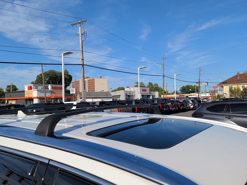 Used 2019 White Toyota XLE image 7
