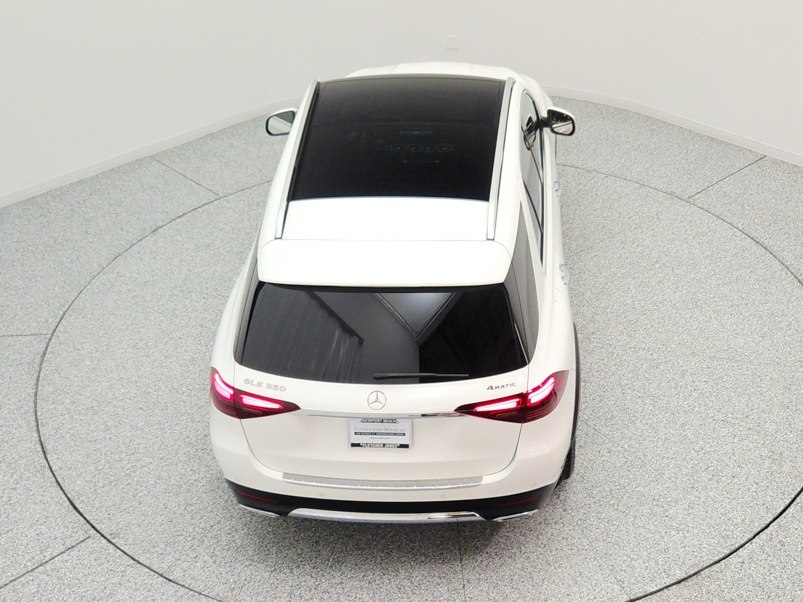 Certified Used 2024 Polar White Mercedes-Benz GLE 350 4MATIC® SUV image 28