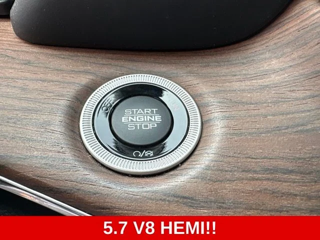 Used 2023 Black Jeep Summit image 27