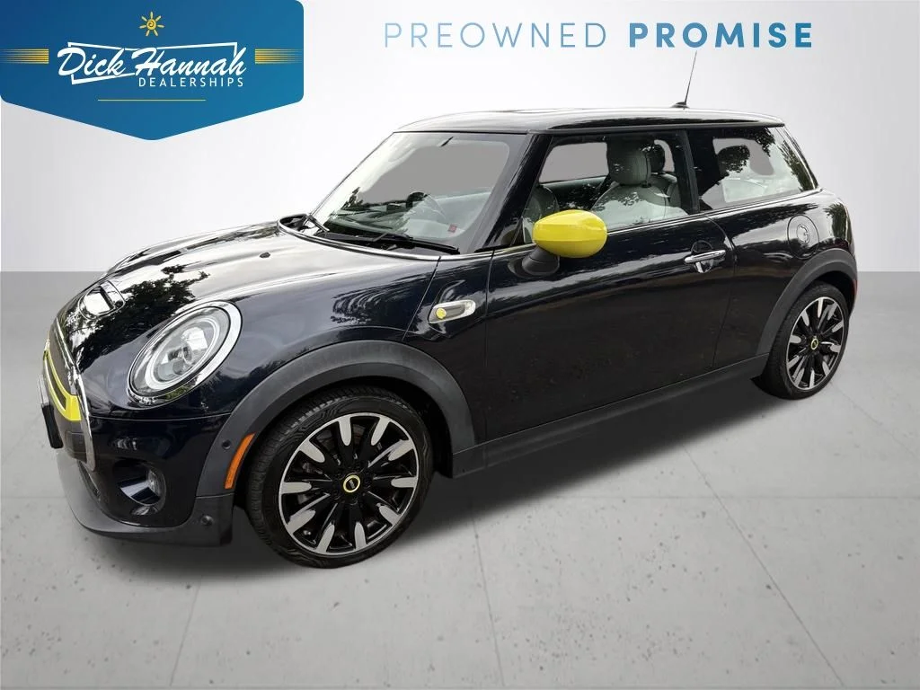 Used 2020 Black MINI Iconic image 1