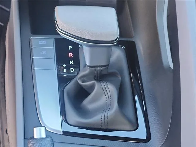 New 2026 Amazon Gray Hyundai SE image 15