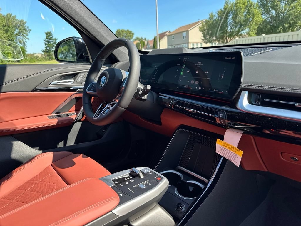 New 2027 Space Silver Metallic BMW xDrive28i image 27