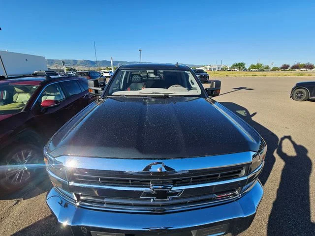 Used 2019 Graphite Metallic Chevrolet LT image 3