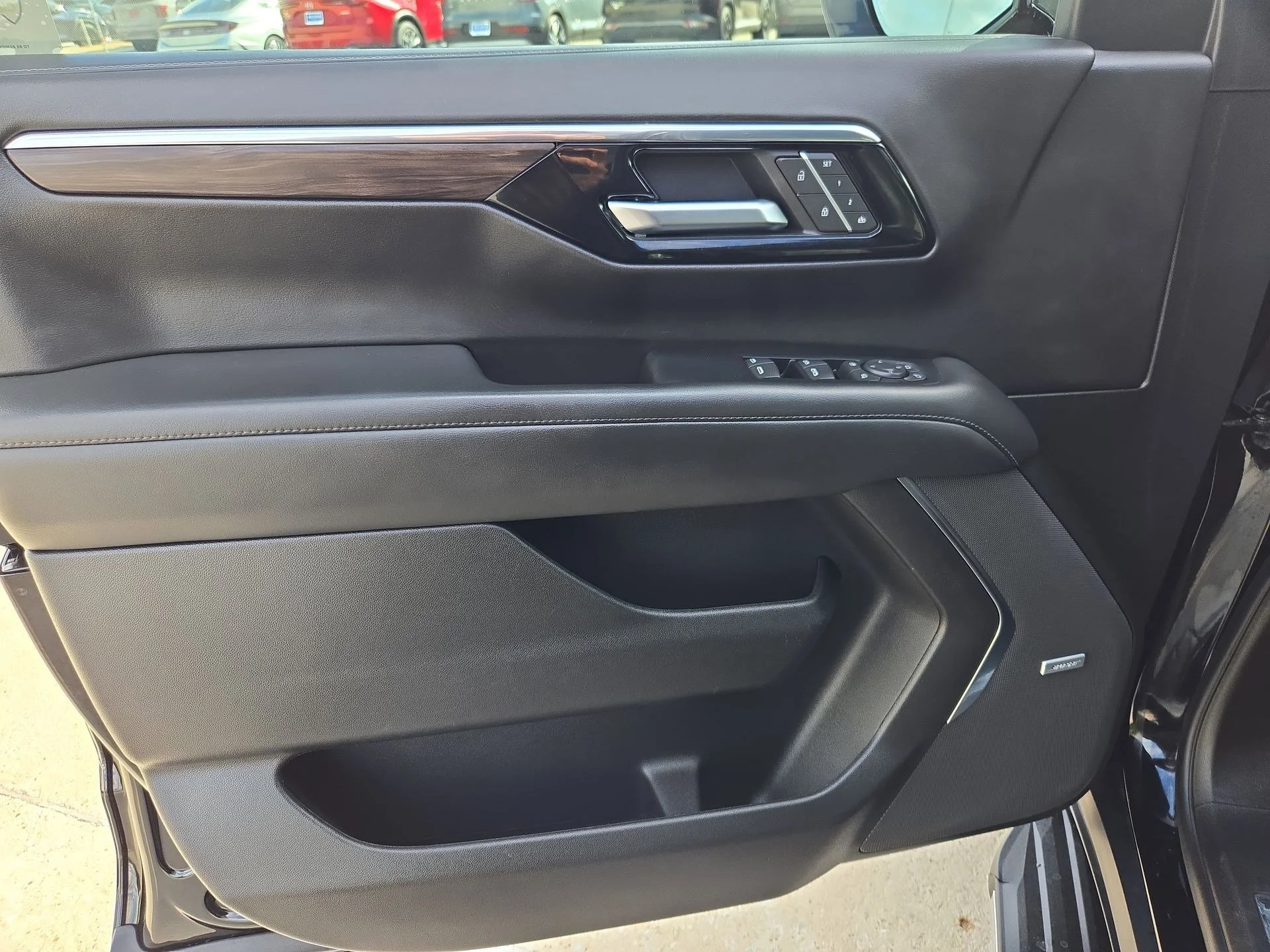 Used 2025 Black Chevrolet LT image 12