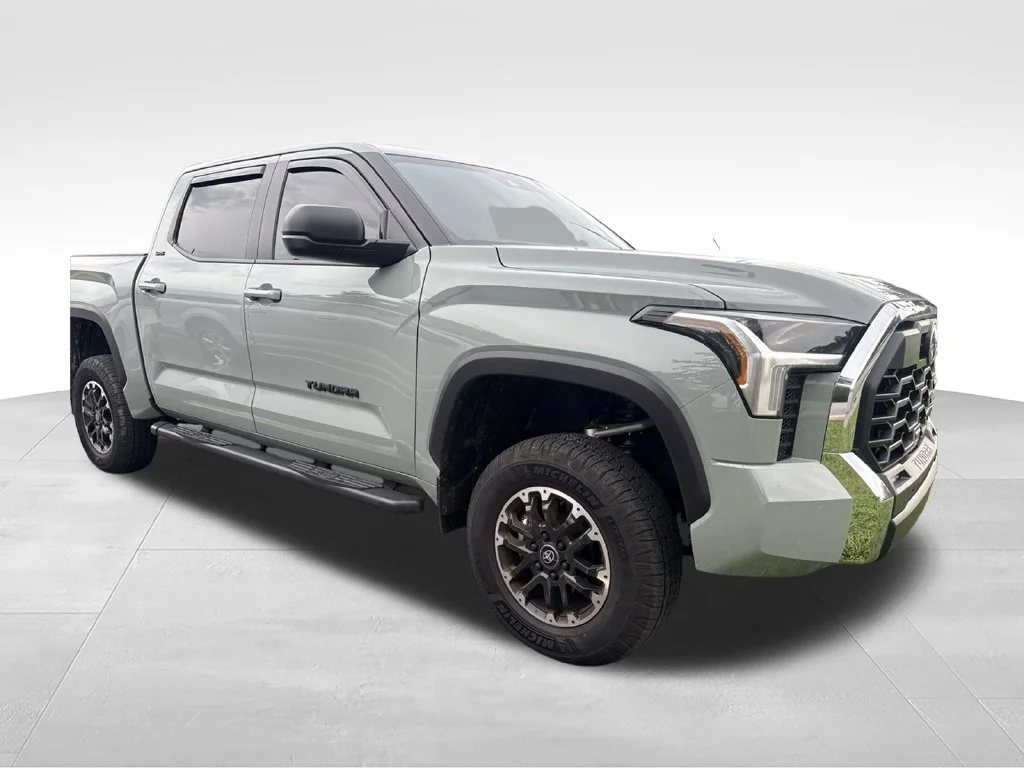 Used 2026 Green Toyota SR5 image 2