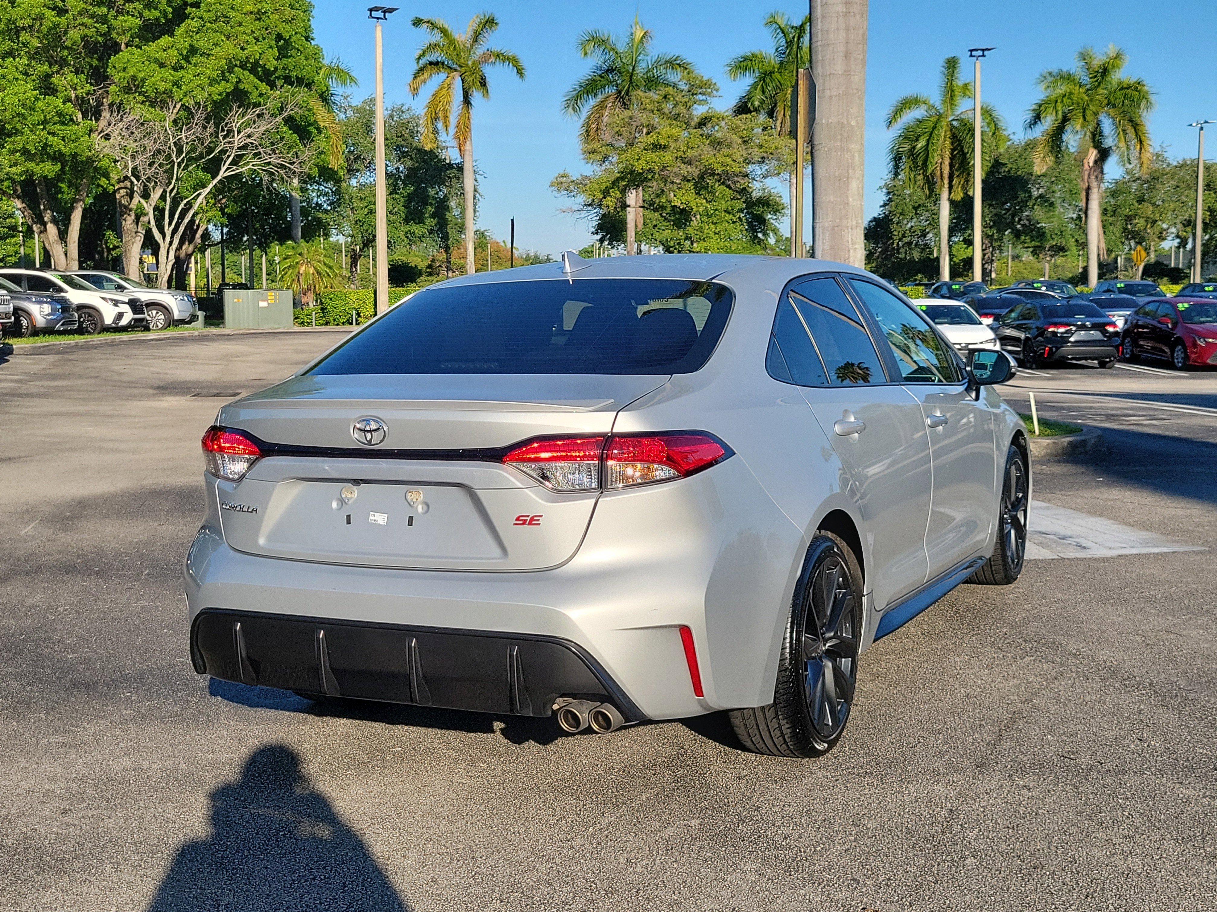 Used 2024 Classic Silver Metallic Toyota SE image 4