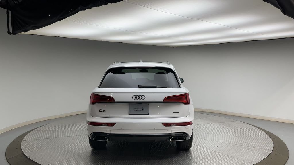 Used 2024  Audi 45 S line Premium image 3