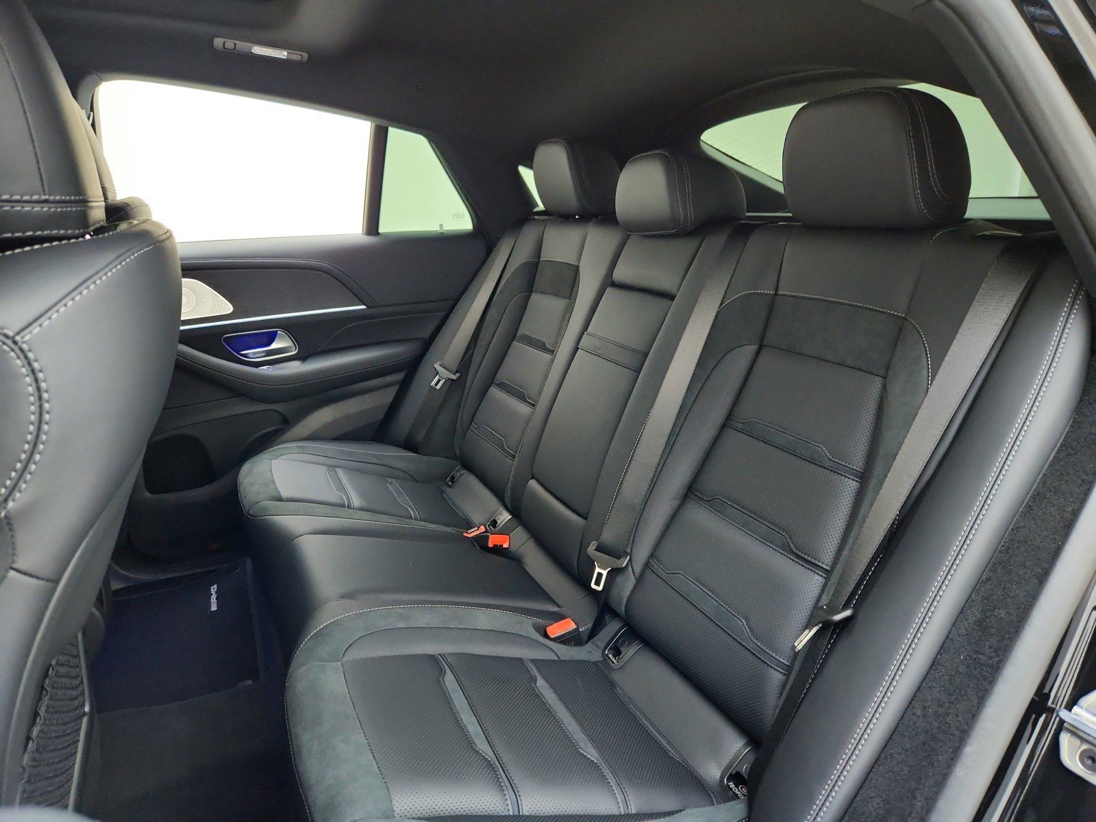 New 2026 Obsidian Black Metallic Mercedes-Benz AMG® GLE 53 4MATIC+ Coupe image 40