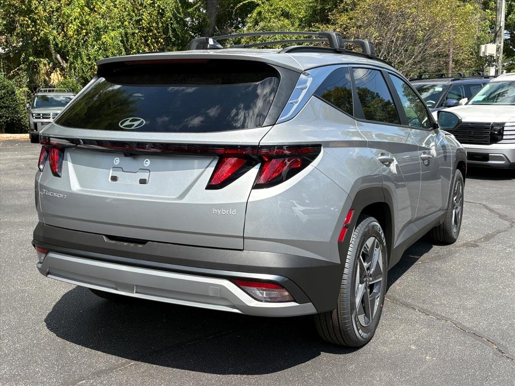 New 2026 Shimmering Silver Hyundai SEL image 3