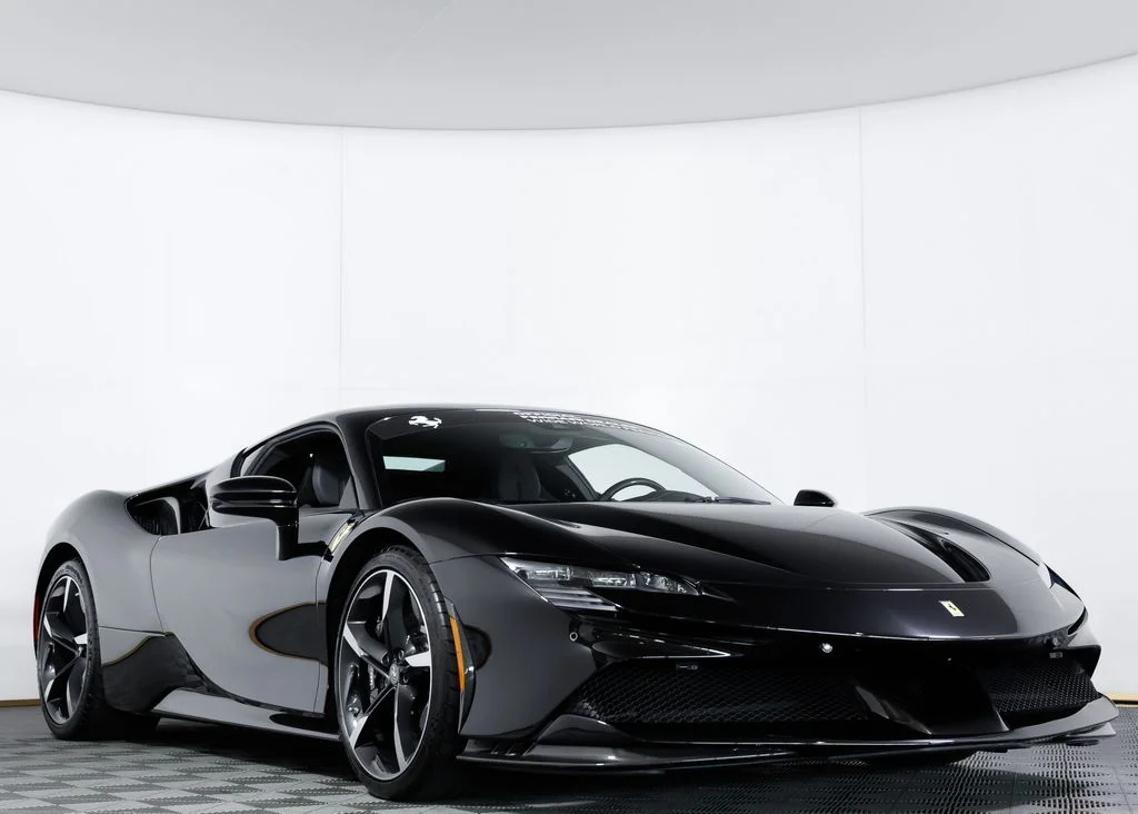 Certified Used 2022 Nero Ferrari Base image 3