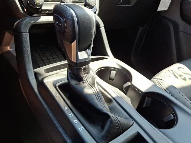 New 2025 Desert Sand Ford Lariat image 9