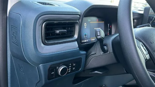 New 2025 Carbonized Gray Metallic Ford XLT image 31