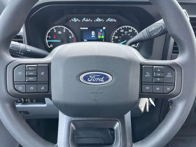 New 2026 Oxford White Ford XL image 13