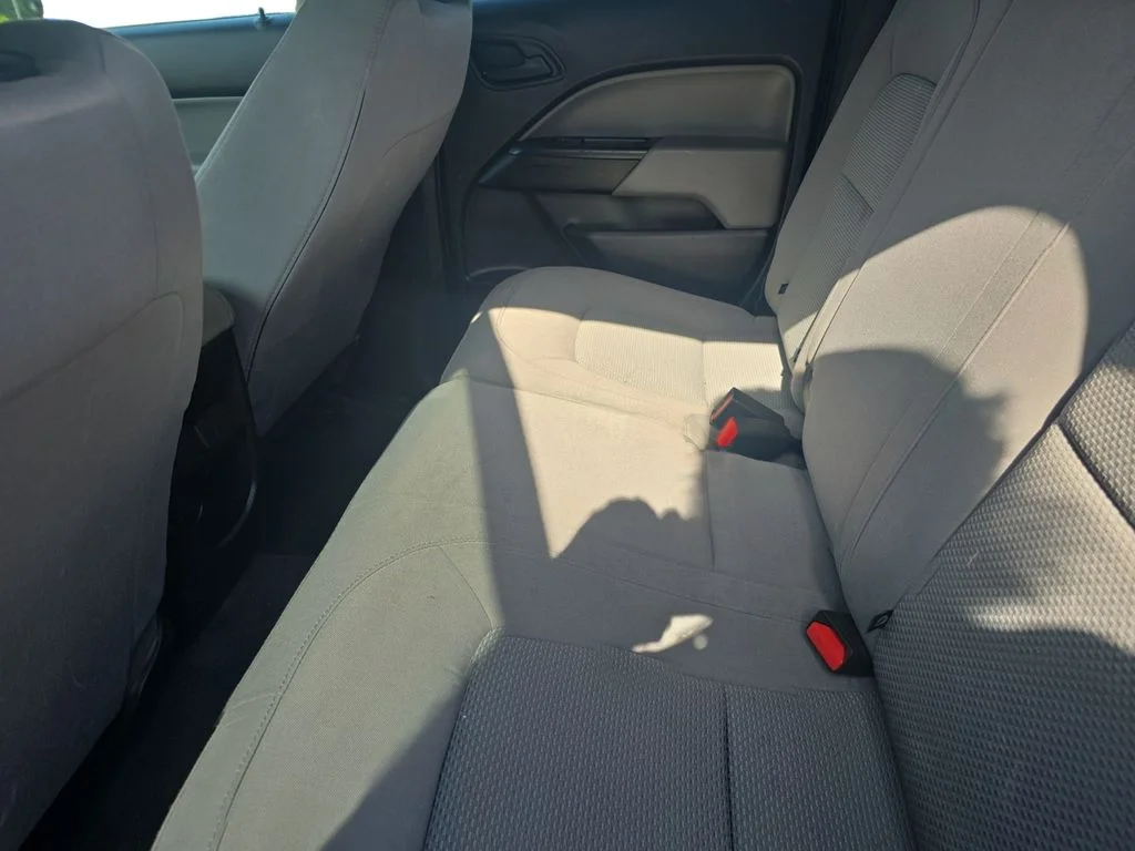 Used 2019 Silver Ice Metallic Chevrolet Work Truck image 22