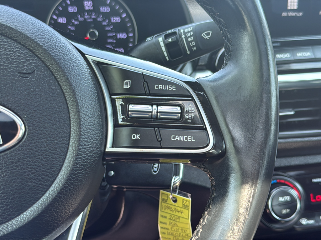 Used 2019 Blue Kia S image 18