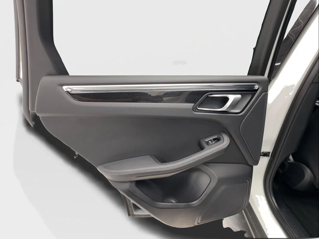 Used 2023 White Porsche Base image 27
