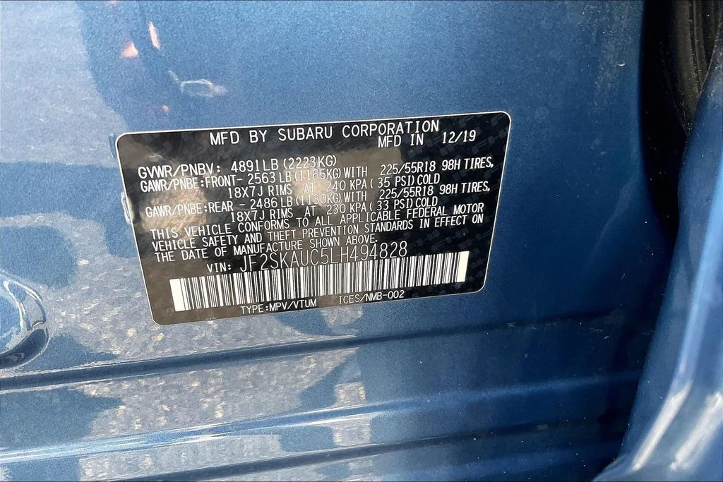 Used 2020 Blue Subaru Limited image 33