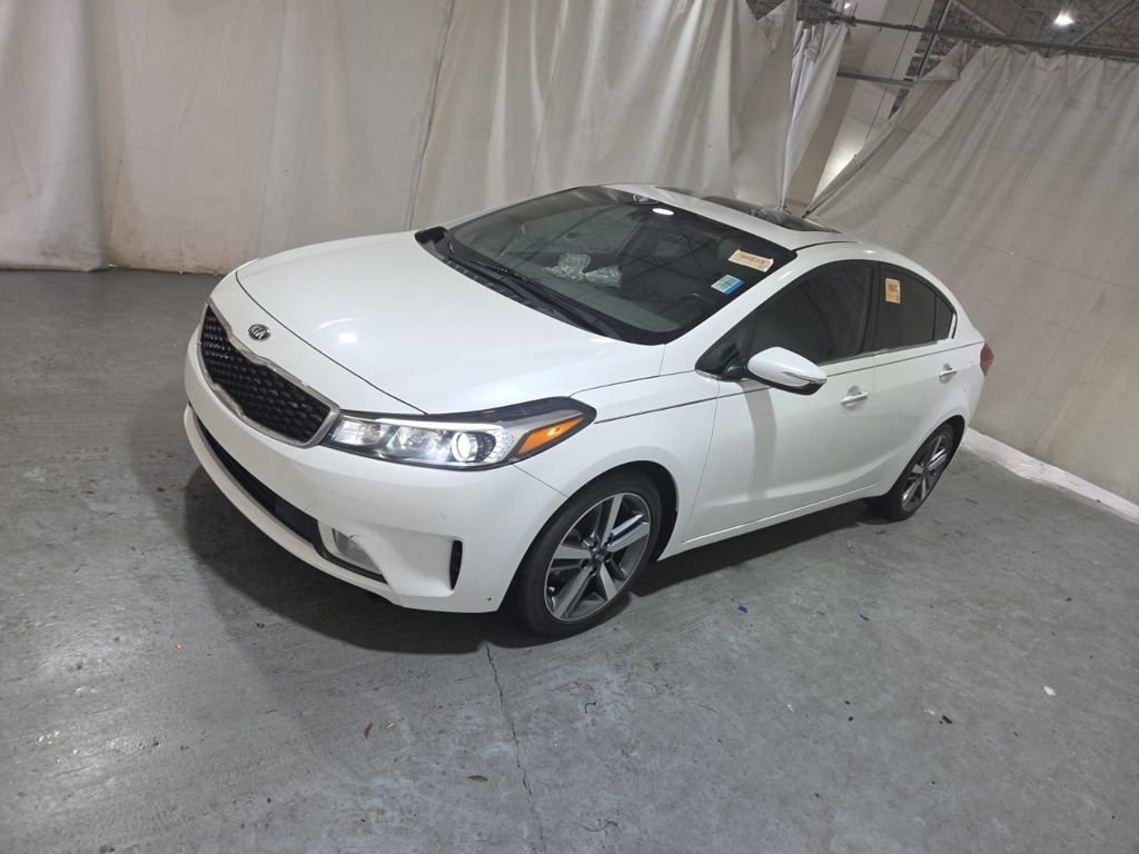 Used 2017 White Kia EX image 2