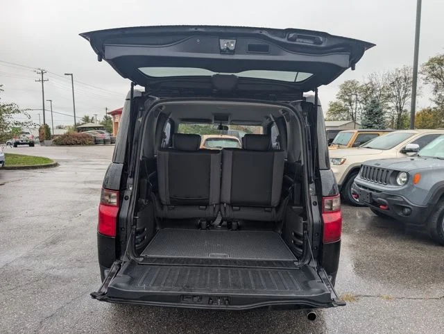 Used 2006 Black Honda EX-P image 19
