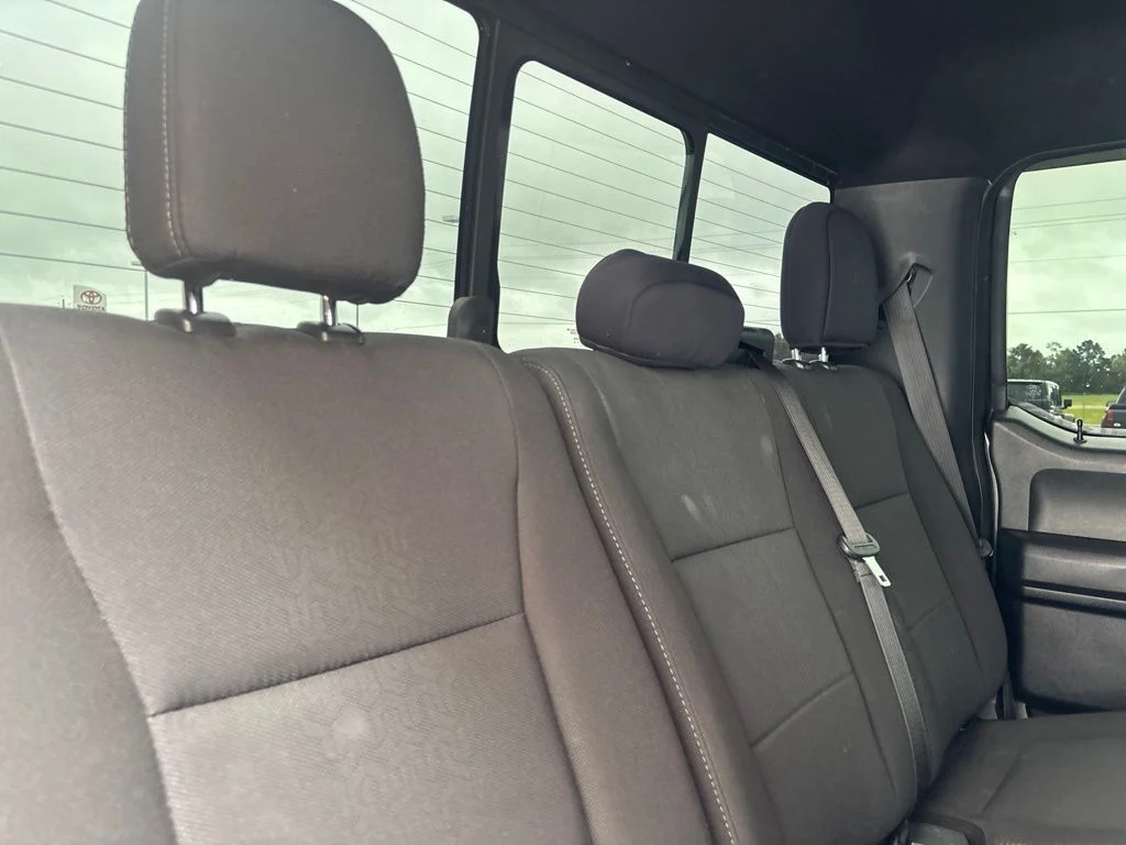 Used 2018 Gray Ford XLT image 28