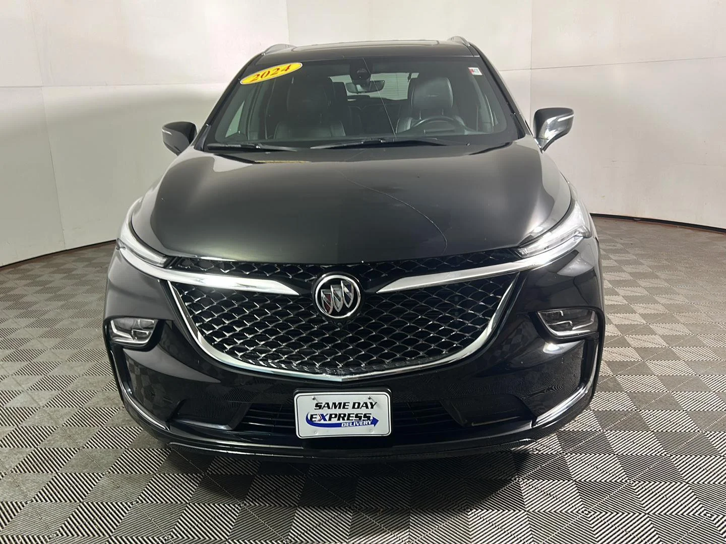 Used 2024 Ebony Twilight Metallic Buick Avenir image 12