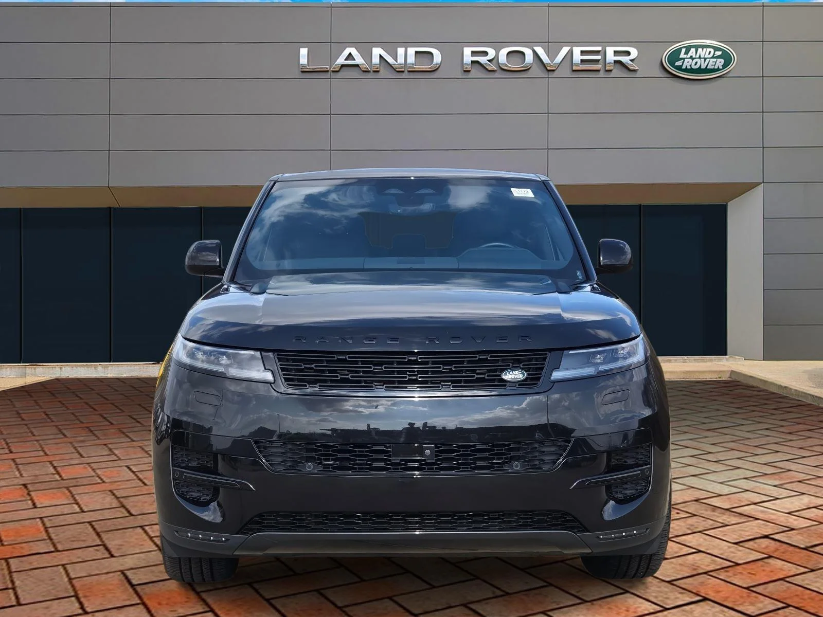 Certified Used 2025 Santorini Black Metallic Land Rover SE image 2